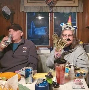 Meet your Posher, Lori